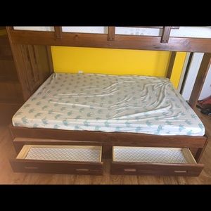 Wood Full/Twin bunk bed